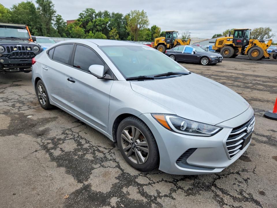 69200776 :رقم المزاد ، 5NPD84LF9JH285903 vin ، 2018 Hyundai Elantra مزاد بيع