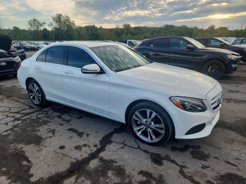 Продаж на аукціоні авто 2018 Mercedes-benz C, vin: 55SWF4KB2JU240246, номер лоту: 67717626