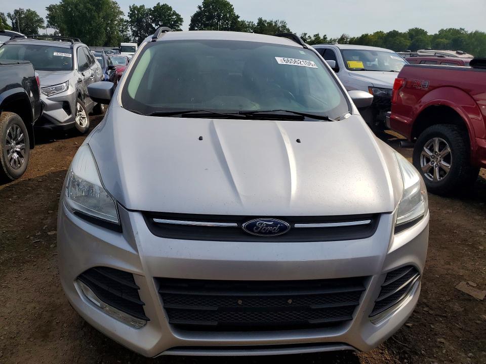 66562106 :رقم المزاد ، 1FMCU9GX8FUA94229 vin ، 2015 Ford Escape مزاد بيع