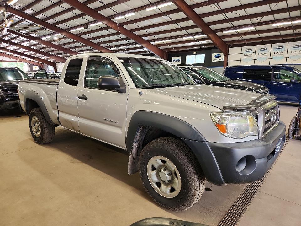 2006 Toyota Tacoma მანქანა იყიდება აუქციონზე, vin: 5TEUU42N06Z161852, აუქციონის ნომერი: 70214966