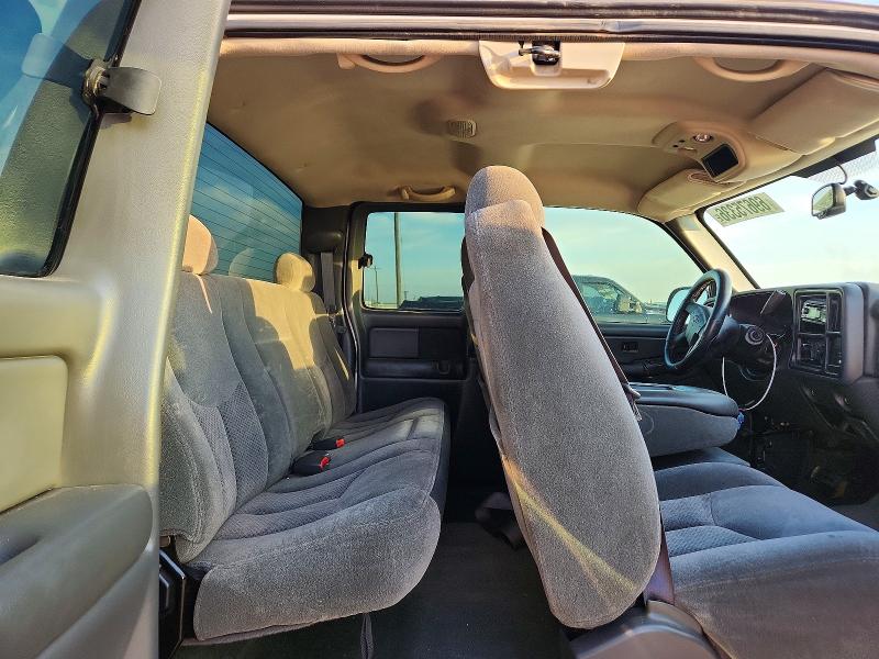 Продаж на аукціоні авто 2004 Chevrolet Silverado, vin: 2GCEC19T641215747, номер лоту: 69675336