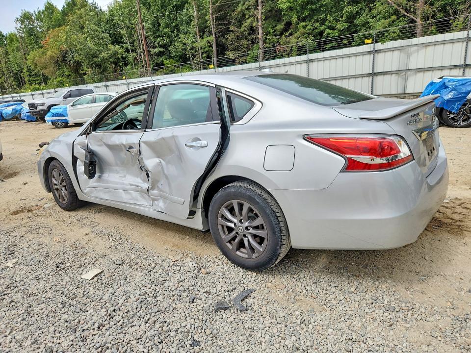 2015 Nissan Altima მანქანა იყიდება აუქციონზე, vin: 1N4AL3AP2FC592832, აუქციონის ნომერი: 69704056