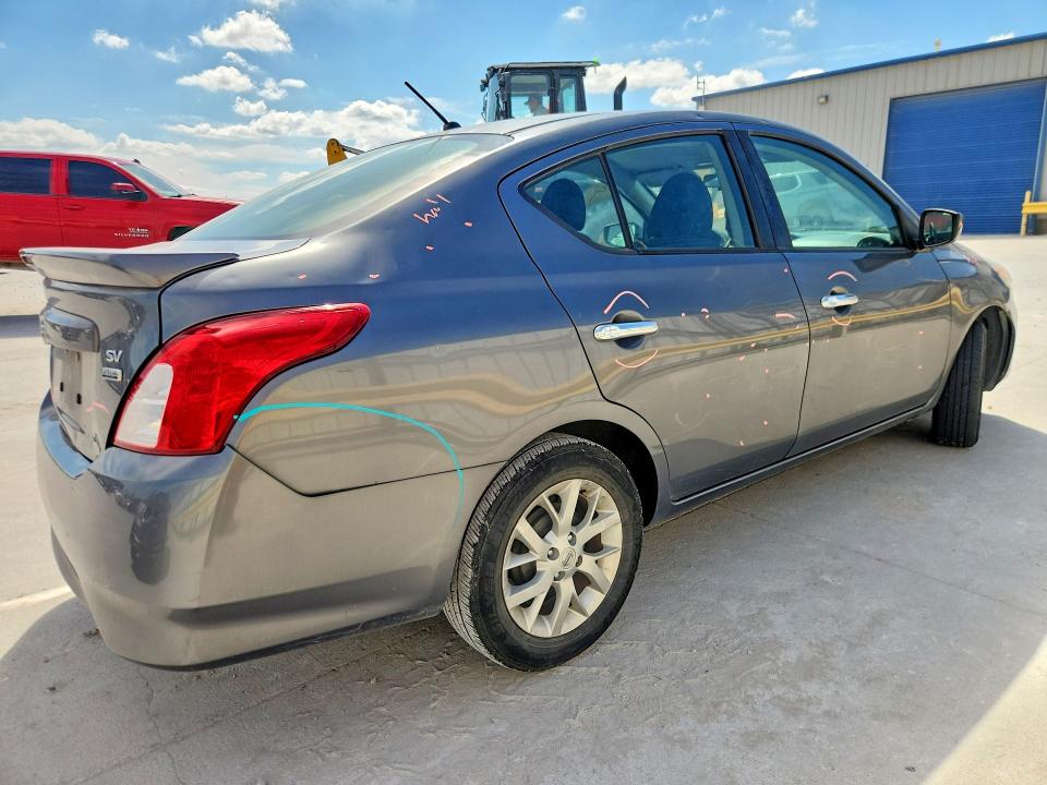 2018 Nissan Versa მანქანა იყიდება აუქციონზე, vin: 3N1CN7AP8JL878883, აუქციონის ნომერი: 71107716
