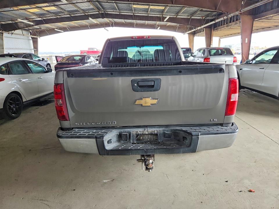 Auction sale of the 2007 Chevrolet Silverado, vin: 2GCEC19CX71621440, lot number: 69126256