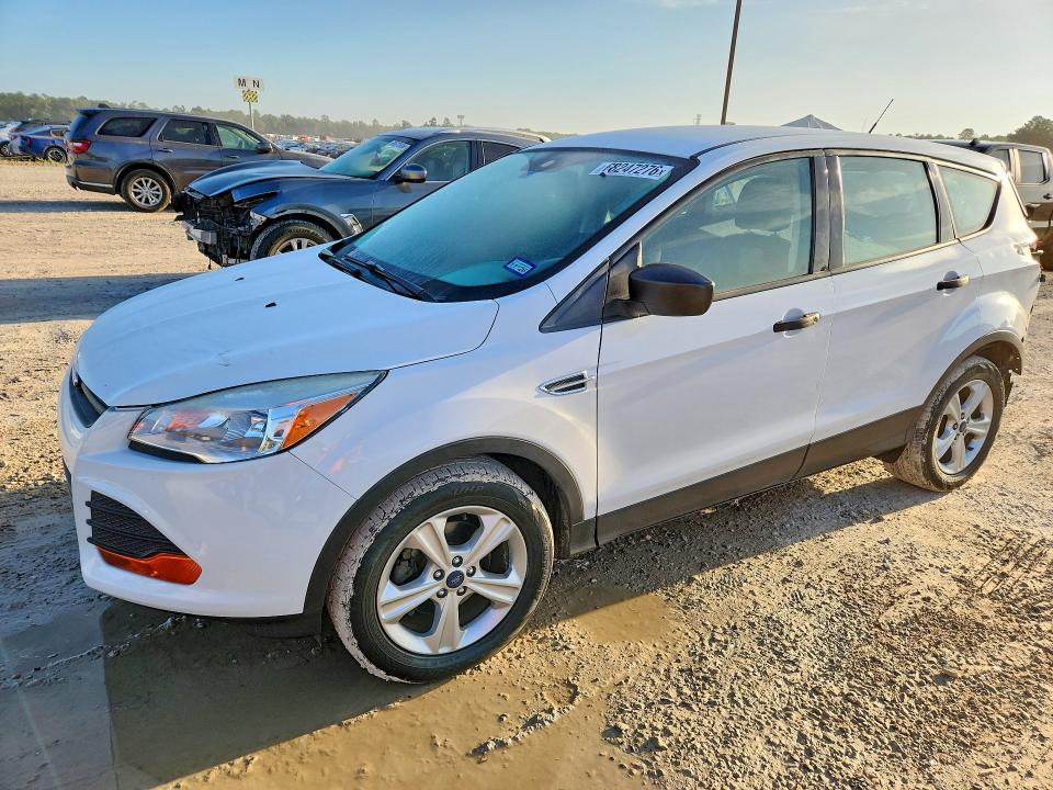 68247276 :رقم المزاد ، 1FMCU0F78EUE25399 vin ، 2014 Ford Escape مزاد بيع