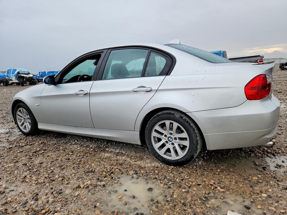 2007 Bmw 328 მანქანა იყიდება აუქციონზე, vin: WBAVC53517FZ80862, აუქციონის ნომერი: 69376886