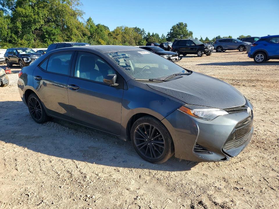 Продаж на аукціоні авто 2017 Toyota Corolla, vin: 2T1BURHE2HC827890, номер лоту: 69304146