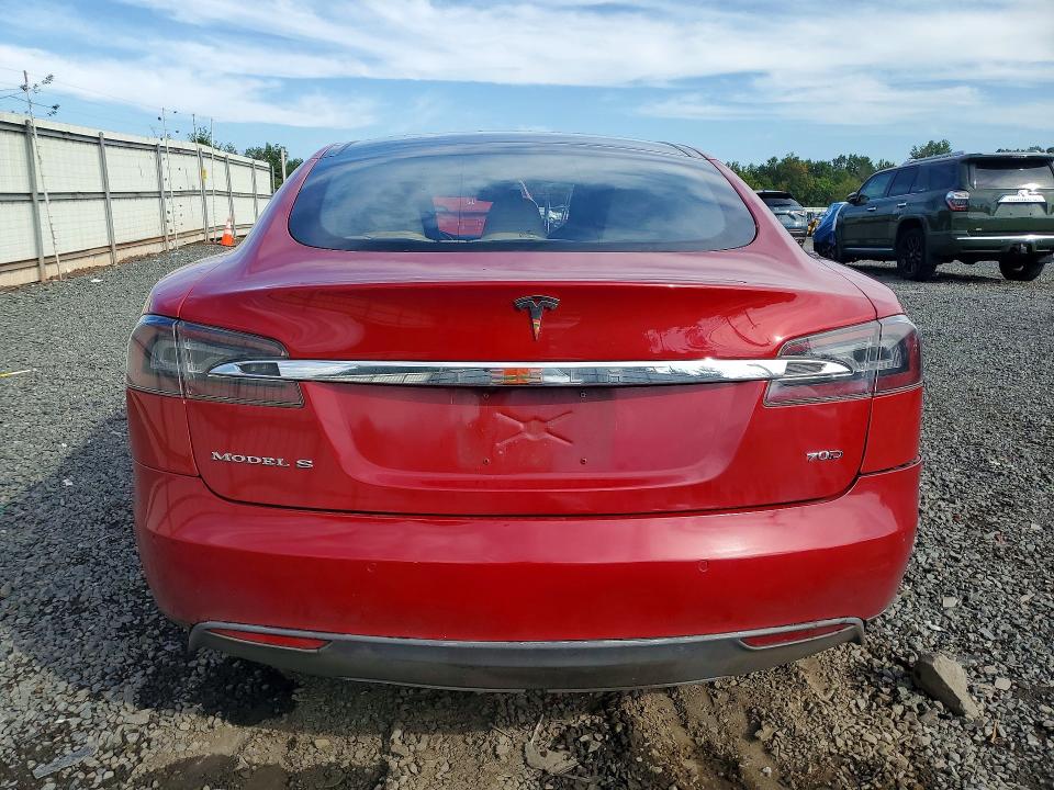Продаж на аукціоні авто 2015 Tesla Model S, vin: 5YJSA1S24FF085977, номер лоту: 68408866
