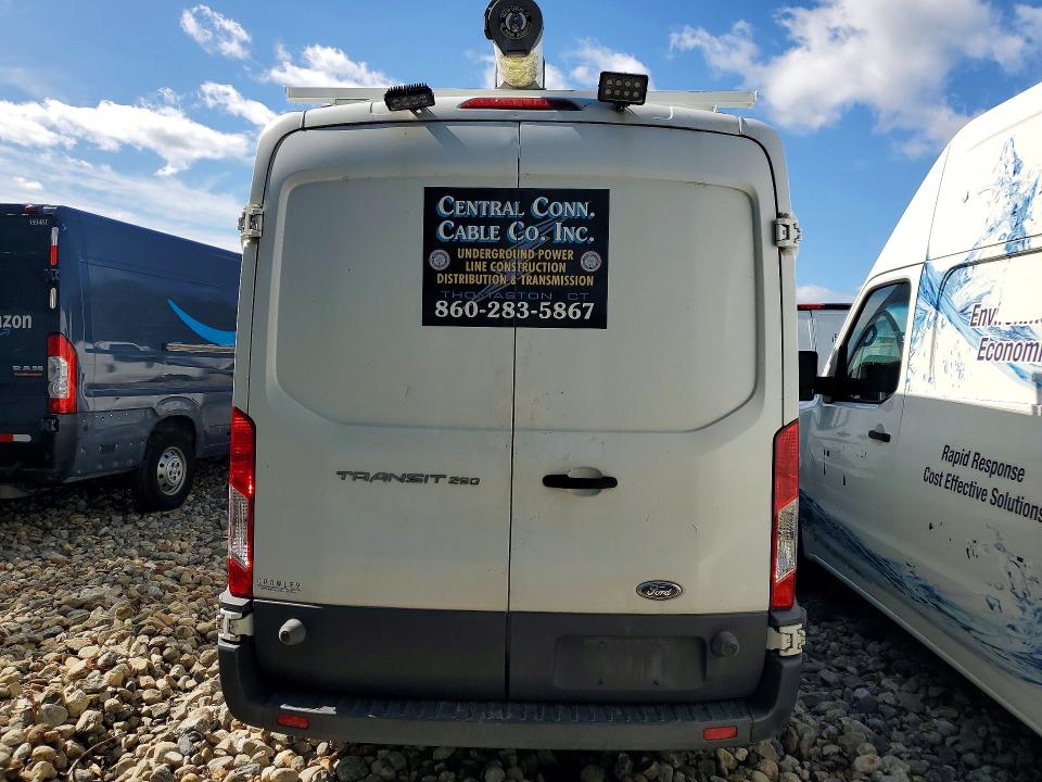 2015 Ford Transit მანქანა იყიდება აუქციონზე, vin: 1FTNR2CM5FKA85968, აუქციონის ნომერი: 68055086
