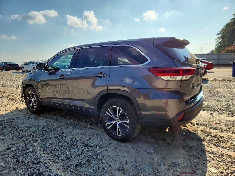 2017 Toyota Highlander მანქანა იყიდება აუქციონზე, vin: 5TDZARFH2HS030227, აუქციონის ნომერი: 69125866