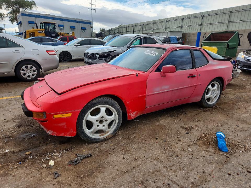 70351366 :رقم المزاد ، WP0AA0942FN475152 vin ، 1985 Porsche 944 مزاد بيع