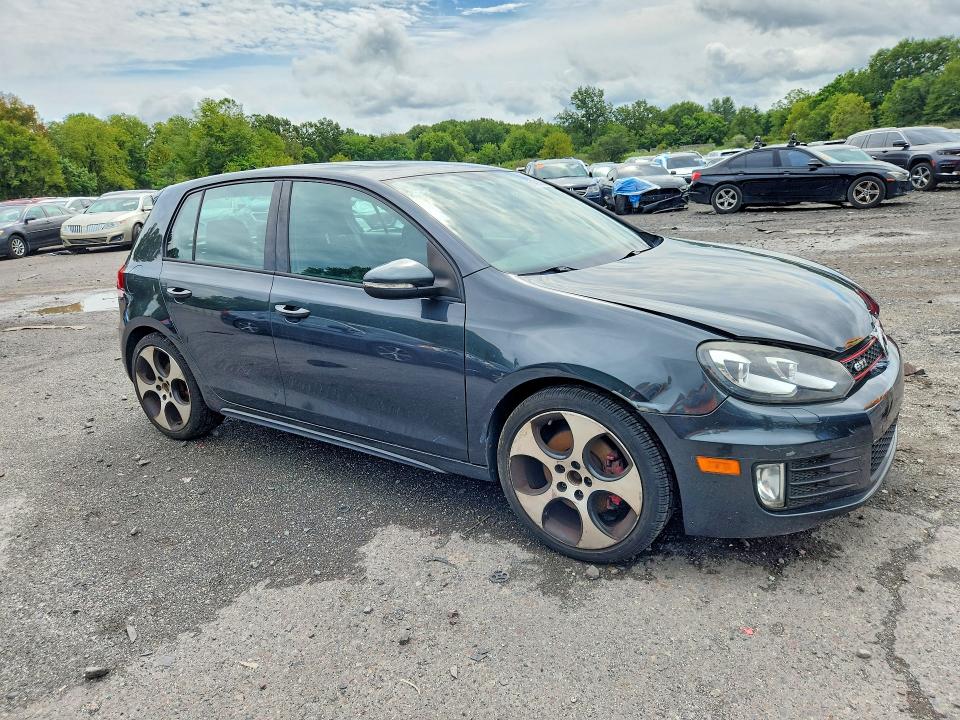 67491986 :رقم المزاد ، WVWHD7AJXBW213867 vin ، 2011 Volkswagen Gti مزاد بيع