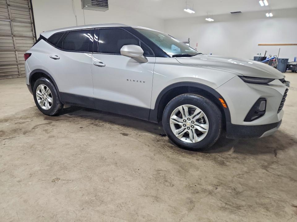 Продаж на аукціоні авто 2022 Chevrolet Blazer, vin: 3GNKBCR49NS172951, номер лоту: 69072276