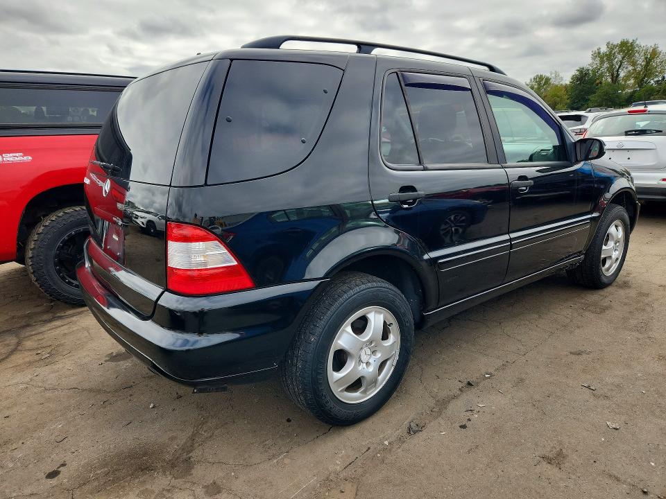 2004 Mercedes-benz Ml მანქანა იყიდება აუქციონზე, vin: 4JGAB57E74A464962, აუქციონის ნომერი: 69769896