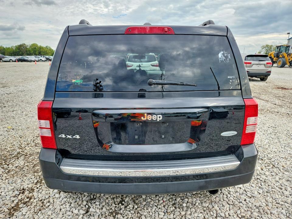 68395806 :رقم المزاد ، 1C4NJRCB3ED928485 vin ، 2014 Jeep Patriot مزاد بيع