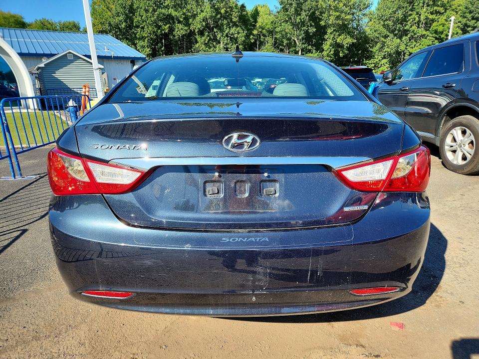 68490396 :رقم المزاد ، 5NPEC4AC8DH586551 vin ، 2013 Hyundai Sonata مزاد بيع