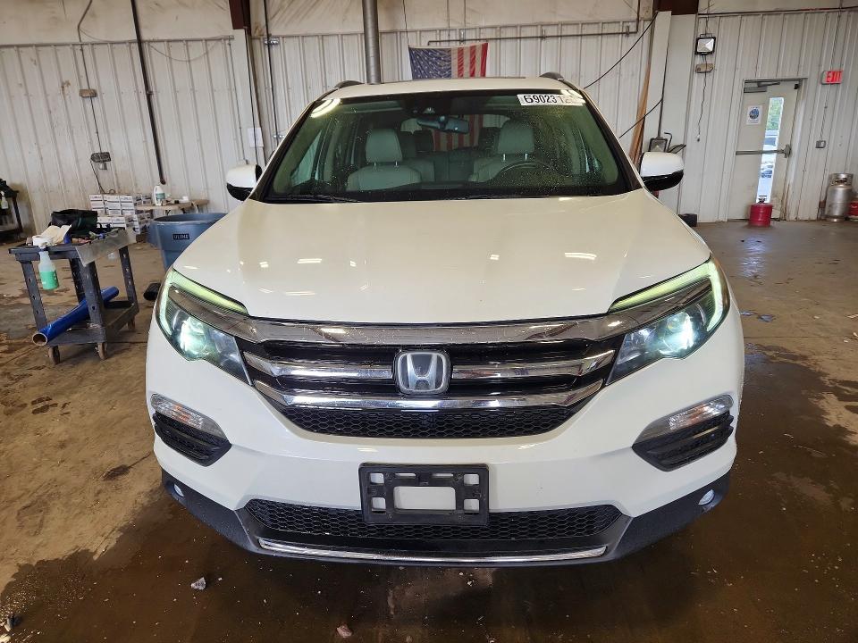 69023126 :رقم المزاد ، 5FNYF6H06JB014142 vin ، 2018 Honda Pilot مزاد بيع