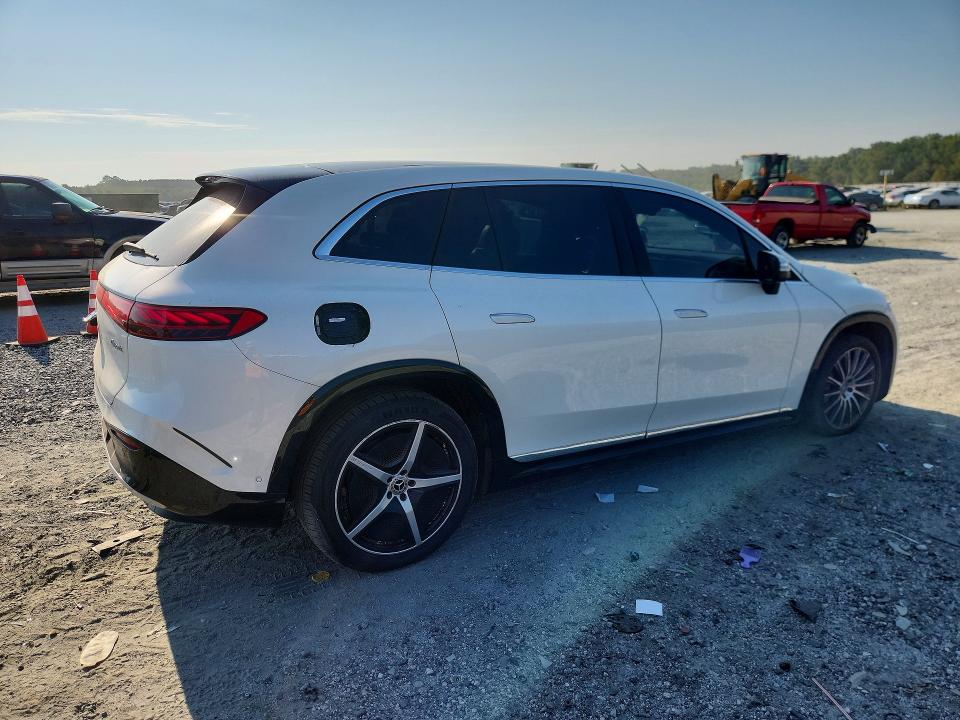 69681646 :رقم المزاد ، 4JGDM4EB5PA019554 vin ، 2023 Mercedes-benz Eqs Suv مزاد بيع