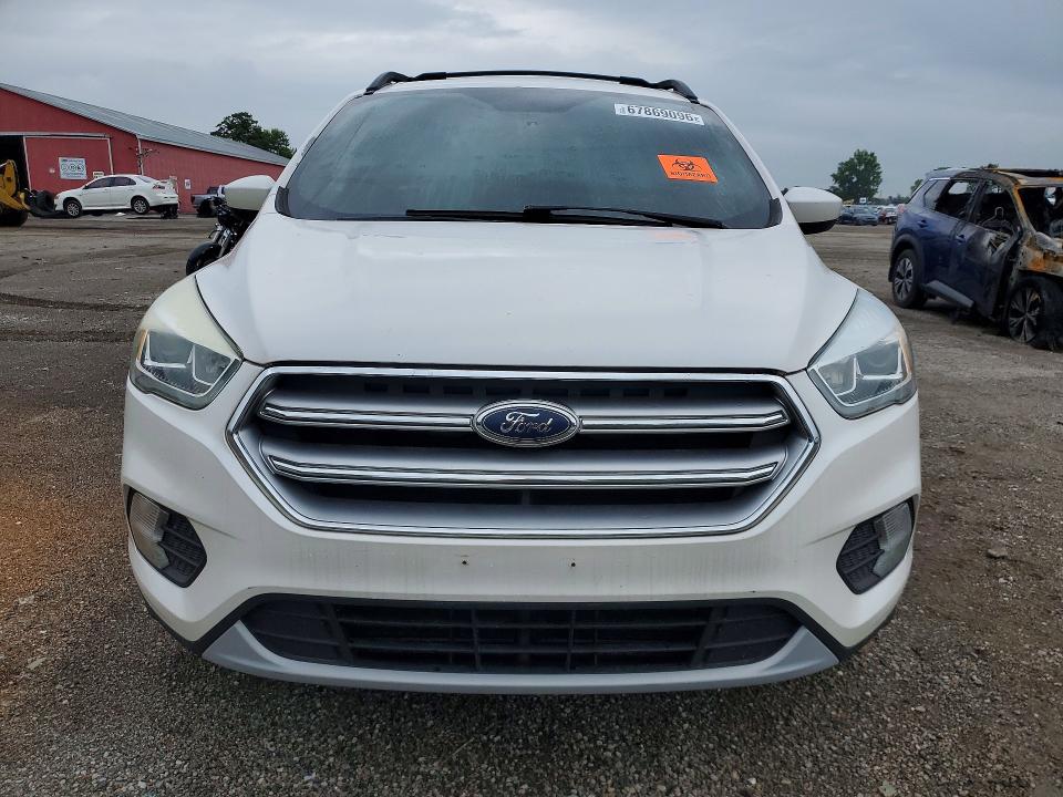 67869096 :رقم المزاد ، 1FMCU9G96HUB92793 vin ، 2017 Ford Escape مزاد بيع