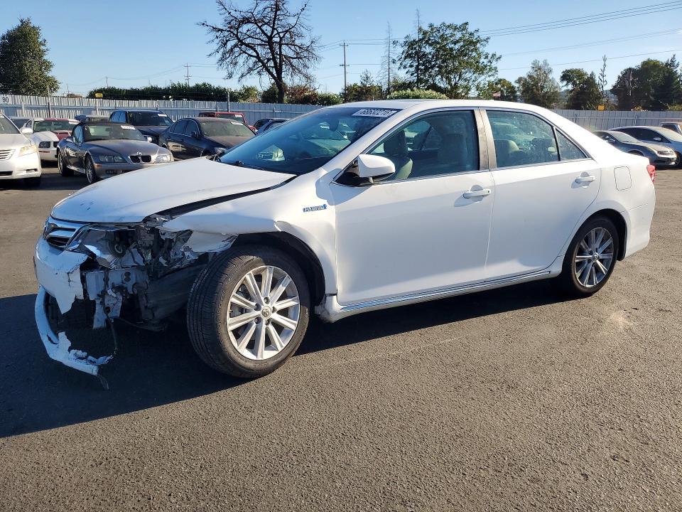 2012 Toyota Camry Hybrid მანქანა იყიდება აუქციონზე, vin: 4T1BD1FK5CU006607, აუქციონის ნომერი: 68632216