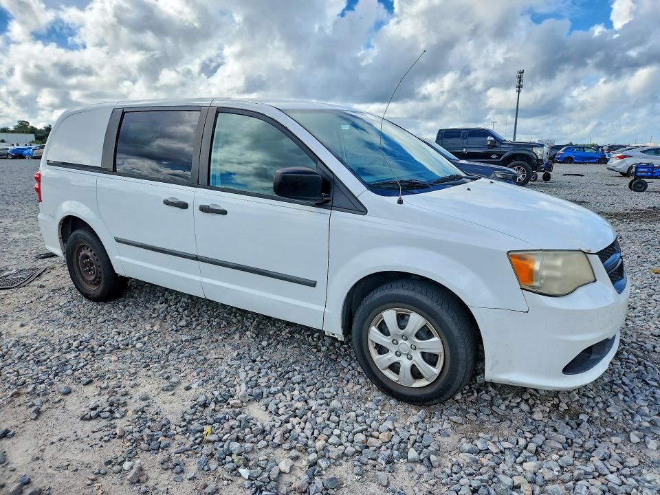 67353496 :رقم المزاد ، 2C4RRGAG8ER104475 vin ، 2014 Ram Tradesman مزاد بيع