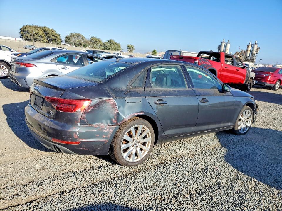 Продаж на аукціоні авто 2017 Audi A4, vin: WAUGMAF41HA078647, номер лоту: 67330116