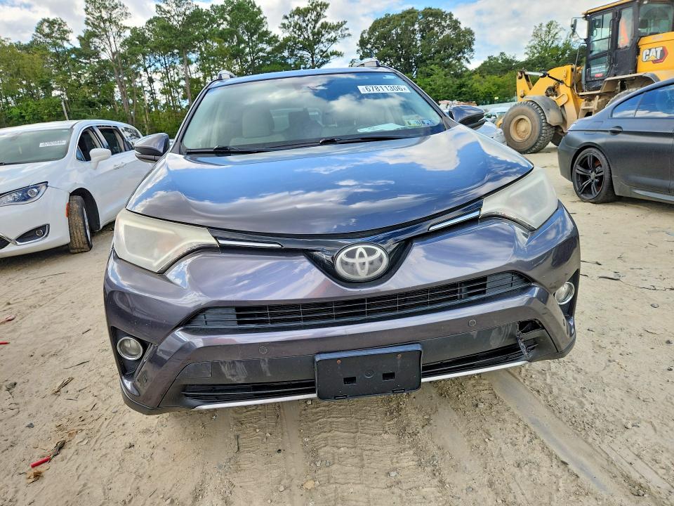 Продаж на аукціоні авто 2017 Toyota Rav4, vin: JTMRFREV3HJ116801, номер лоту: 67811306