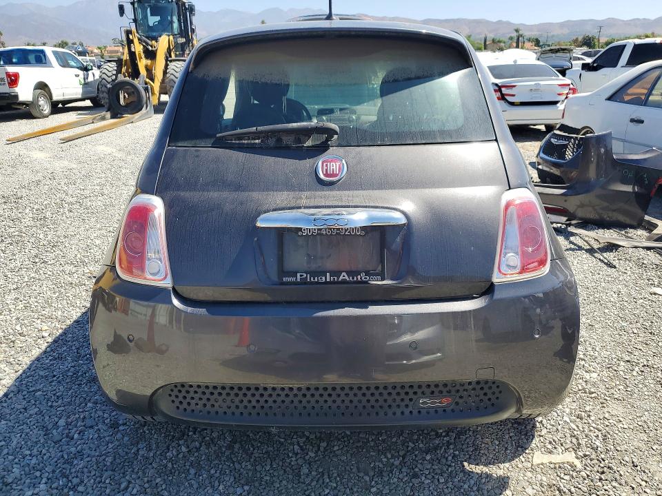 Продаж на аукціоні авто 2015 Fiat 500, vin: 3C3CFFGE2FT749771, номер лоту: 69435896