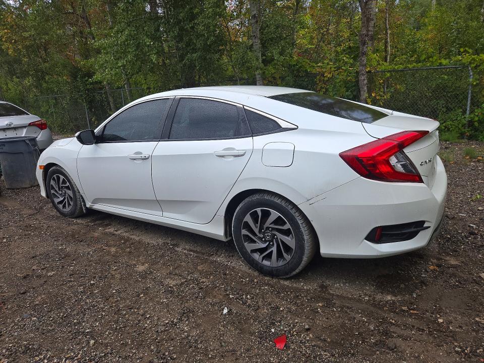 2020 Honda Civic მანქანა იყიდება აუქციონზე, vin: 2HGFC2F78LH010682, აუქციონის ნომერი: 68200336