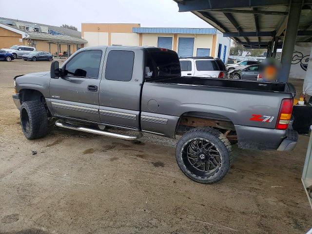 2000 Chevrolet Silverado მანქანა იყიდება აუქციონზე, vin: 1GCEK19T2YE150662, აუქციონის ნომერი: 70555516