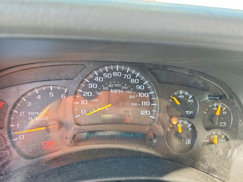 69513636 :رقم المزاد ، 1GNEC13TX5R226209 vin ، 2005 Chevrolet Tahoe مزاد بيع