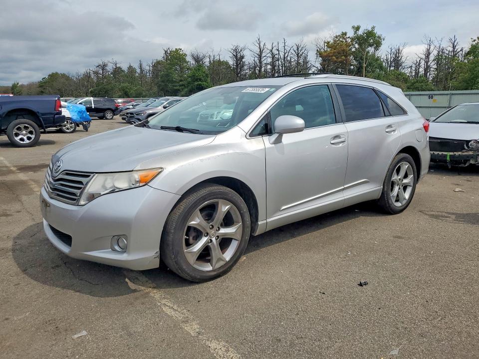 67385526 :رقم المزاد ، 4T3ZK3BB3BU034627 vin ، 2011 Toyota Venza مزاد بيع