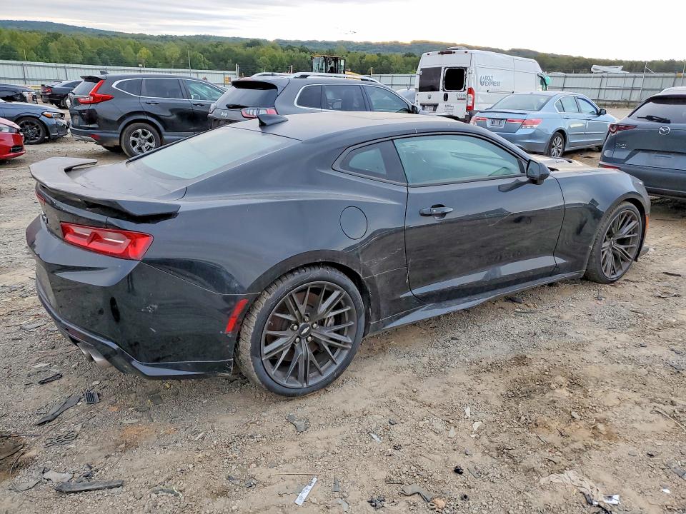 2017 Chevrolet Camaro მანქანა იყიდება აუქციონზე, vin: 1G1FJ1R62H0212438, აუქციონის ნომერი: 69892356