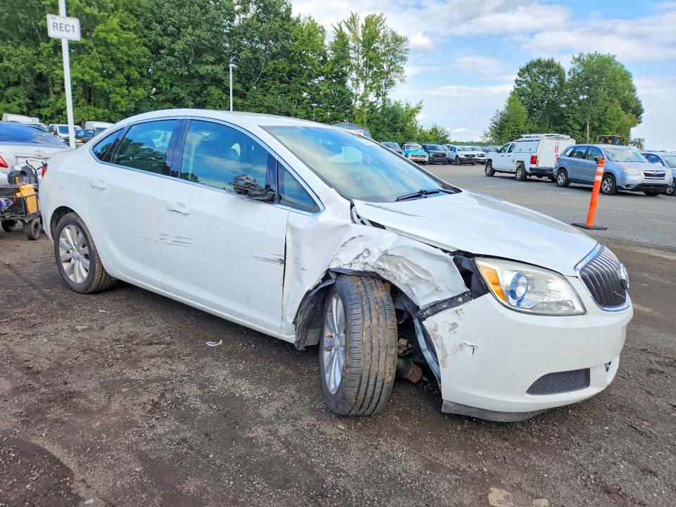 67422126 :رقم المزاد ، 1G4PP5SK2F4126928 vin ، 2015 Buick Verano مزاد بيع