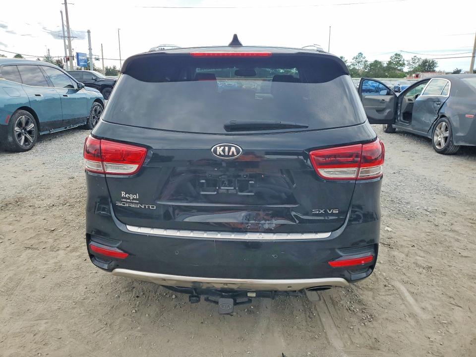 2016 Kia Sorento მანქანა იყიდება აუქციონზე, vin: 5XYPKDA50GG082858, აუქციონის ნომერი: 70166706