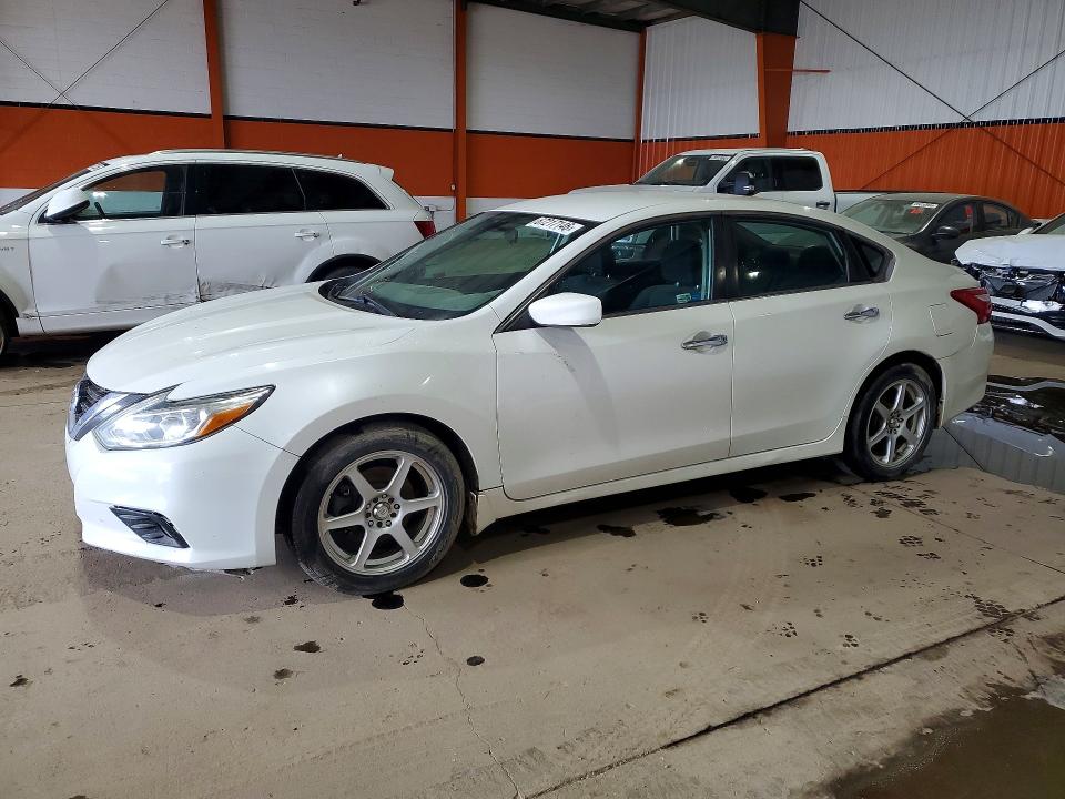 67217146 :رقم المزاد ، 1N4AL3AP3GN311188 vin ، 2016 Nissan Altima مزاد بيع