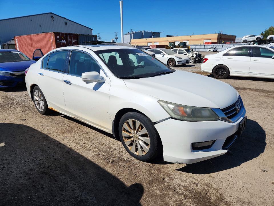 70021146 :رقم المزاد ، 1HGCR2F82EA807733 vin ، 2014 Honda Accord مزاد بيع