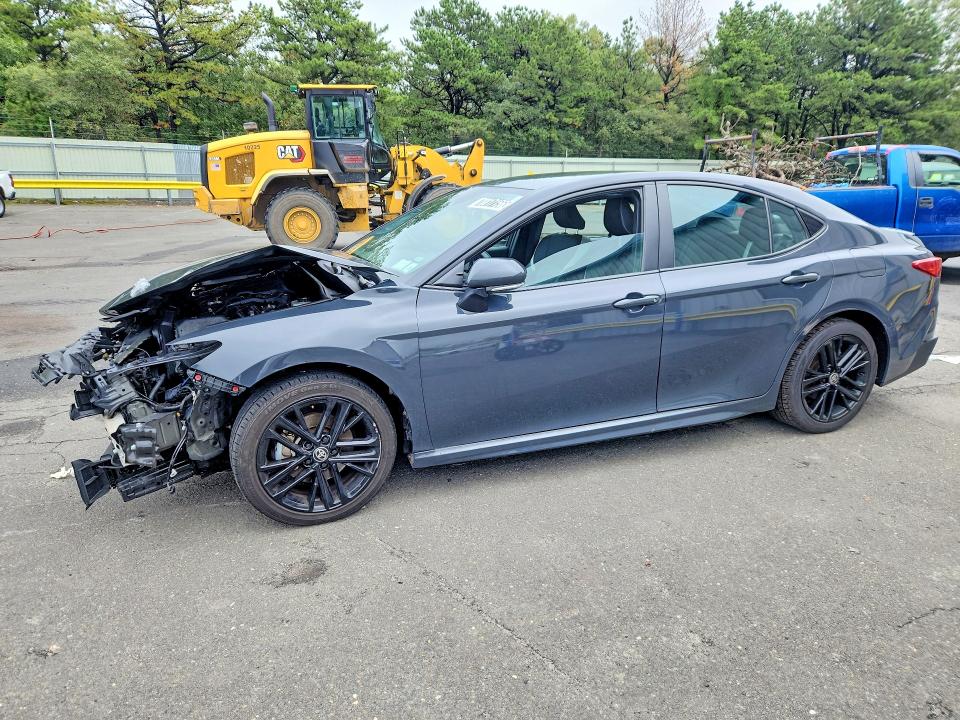 2025 Toyota Camry მანქანა იყიდება აუქციონზე, vin: 4T1DAACK2SU076876, აუქციონის ნომერი: 70817156