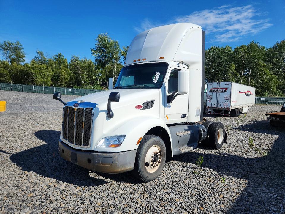 2016 Peterbilt 579 მანქანა იყიდება აუქციონზე, vin: 1XPBA48X8GD339783, აუქციონის ნომერი: 65237936