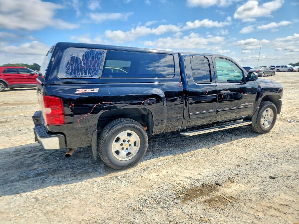 69401156 :رقم المزاد ، 1GCRCSE05DZ224997 vin ، 2013 Chevrolet Silverado مزاد بيع