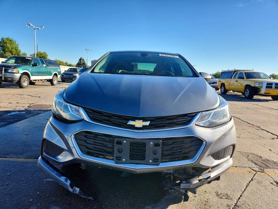 Продаж на аукціоні авто 2018 Chevrolet Cruze, vin: 1G1BE5SM8J7231169, номер лоту: 67825496