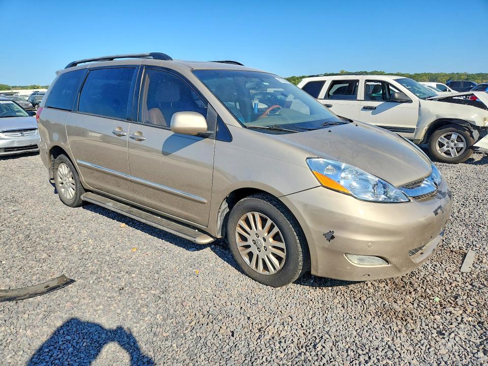 67725526 :رقم المزاد ، 5TDBK22C09S023858 vin ، 2009 Toyota Sienna مزاد بيع