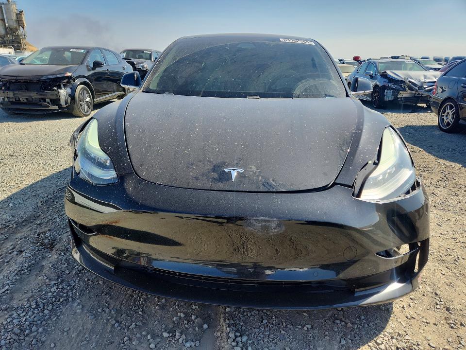 Продаж на аукціоні авто 2020 Tesla Model 3, vin: 5YJ3E1EBXLF806643, номер лоту: 69562556