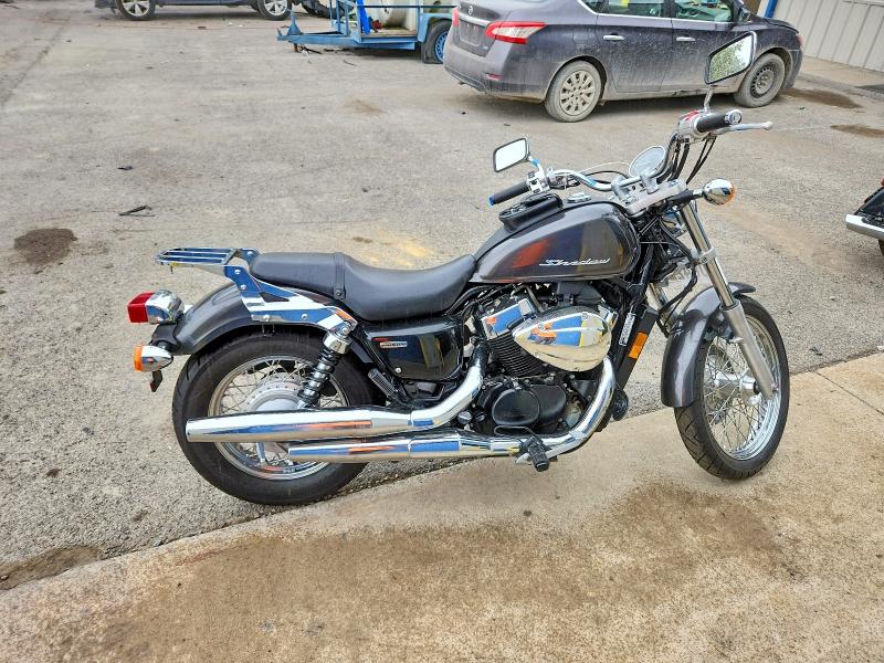 70642216 :رقم المزاد ، JH2RC5818AK000561 vin ، 2010 Honda Vt750 مزاد بيع