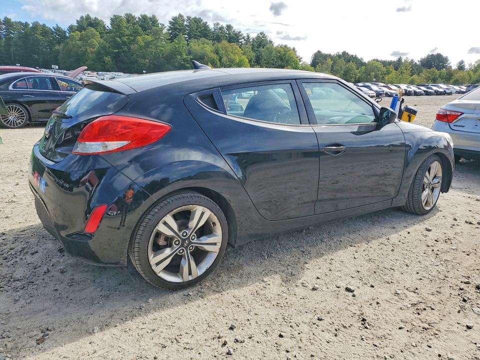 Продаж на аукціоні авто 2013 Hyundai Veloster, vin: KMHTC6AD3DU144385, номер лоту: 70250296