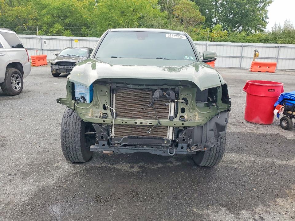 67139336 :رقم المزاد ، 3TYDZ5BN5MT004694 vin ، 2021 Toyota Tacoma مزاد بيع