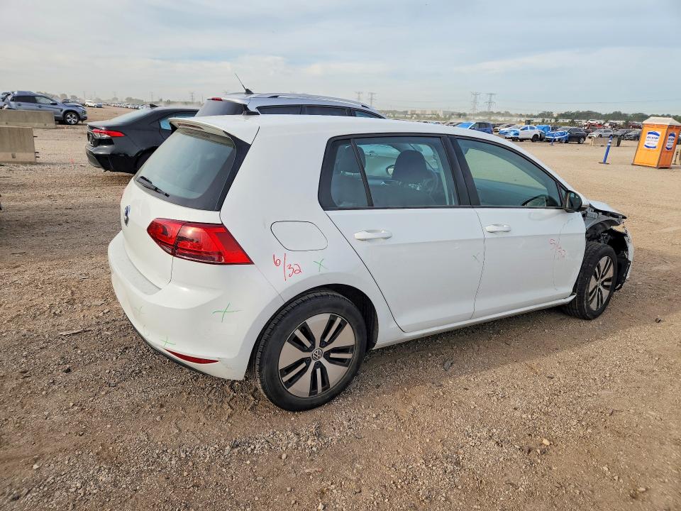 67721366 :رقم المزاد ، WVWKP7AUXGW916447 vin ، 2016 Volkswagen E-golf مزاد بيع