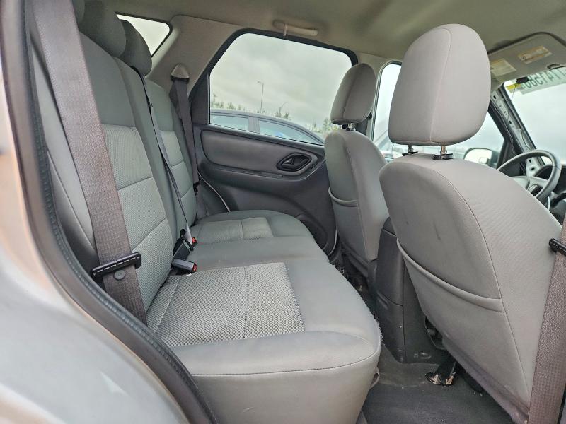 2007 Ford Escape მანქანა იყიდება აუქციონზე, vin: 1FMYU93107KB57053, აუქციონის ნომერი: 67741586