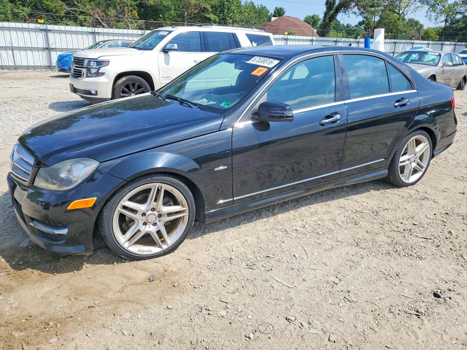 67538816 :رقم المزاد ، WDDGF4HB1CA677024 vin ، 2012 Mercedes-benz C مزاد بيع