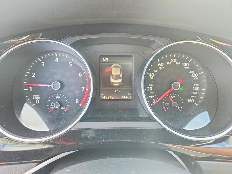 70143366 :رقم المزاد ، 3VW4T7AJ8HM345128 vin ، 2017 Volkswagen Jetta مزاد بيع
